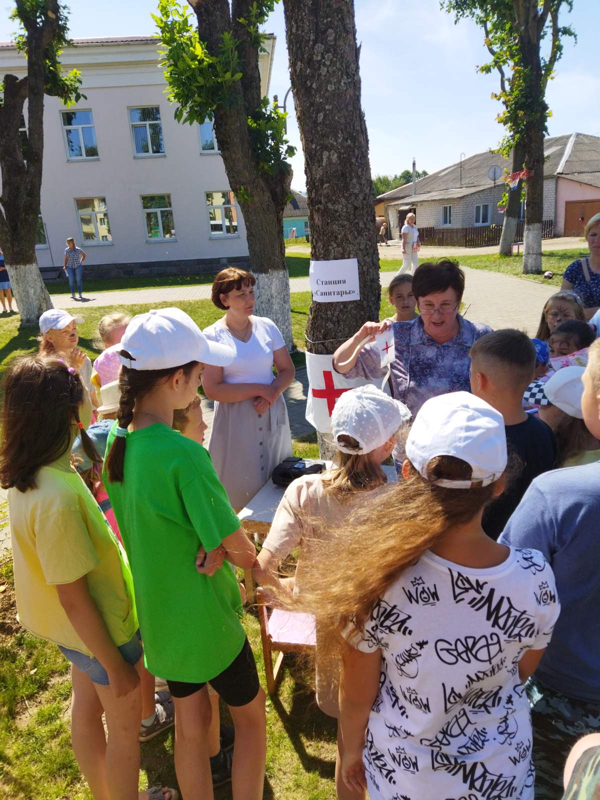 В лагере «Город мастеров» от Ошмянского центра творчества детей и молодежи  открылось новое учебное заведение «АКАДЕМИЯ ДЕТСКИХ ИГР» - Главное  управление образования Гродненского областного исполнительного комитета